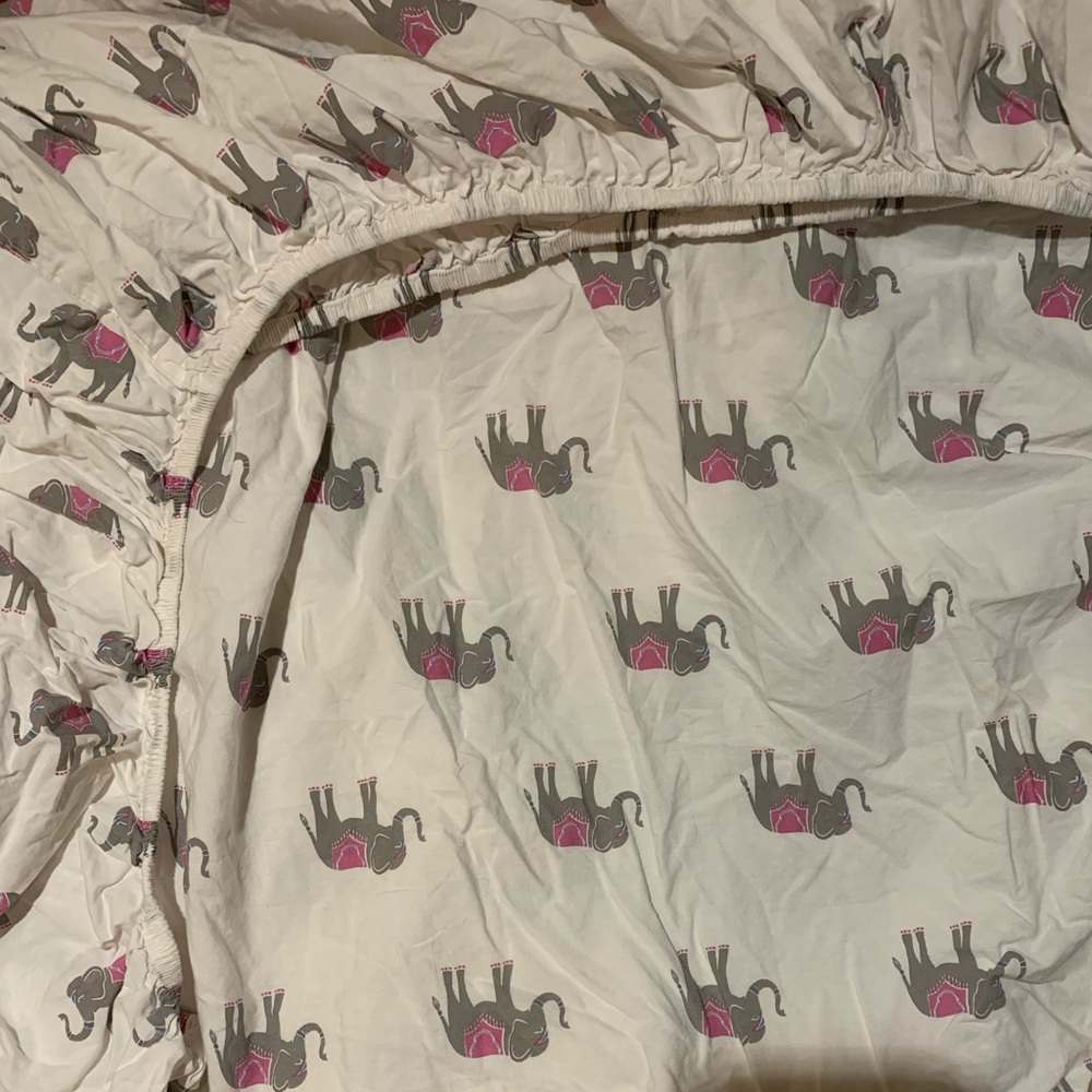 Elephant Printed Bed Sheet Set!
